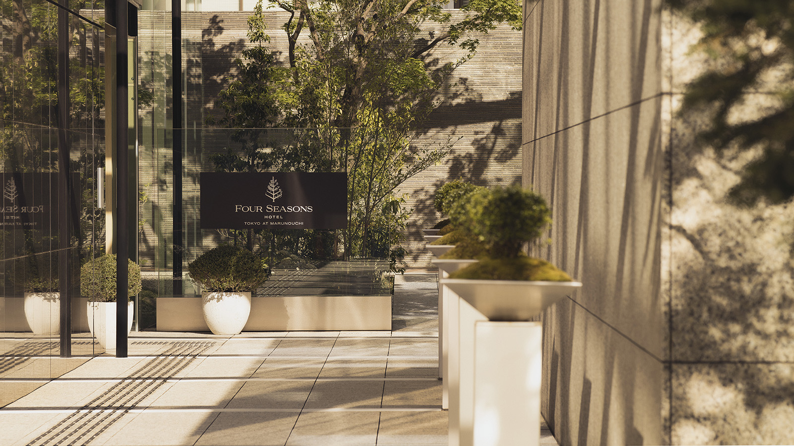 Tokyo Elegance: Four Seasons Hotel Tokyo at Marunouchi Joins Inaugural Condé Nast Traveler Triple Crown Collection